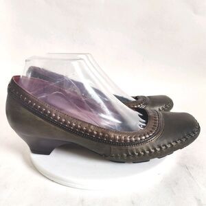 Clarks Indigo Heels Size 8.5 Olive Green Heels Leather Square Toe Cottagecore